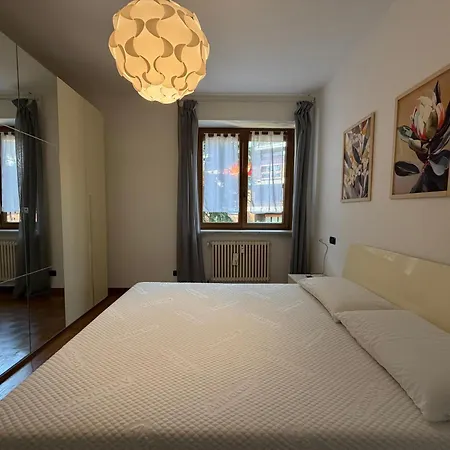 Apartment 5 Min - Station At 2' - Wifi Lecco